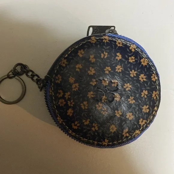 Patricia Nash wallet - Picture 3 of 5